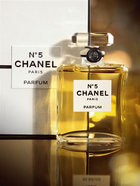 chanel n 5 il primo profumo|Gli anni ‘20 .